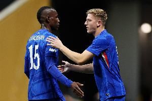 快40度?邮报：切尔西下场比赛气温预计39度，FIFA联系专家保障