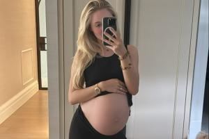 当年还抱在手中?21岁杰拉德大女儿晒孕照，孩子即将出生